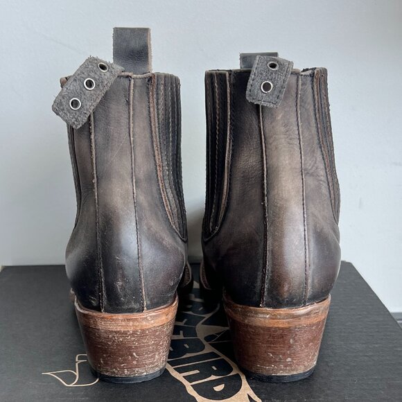 Freebird Stores | MAEVE - Black Distressed 8.0 - Picture 3 of 4